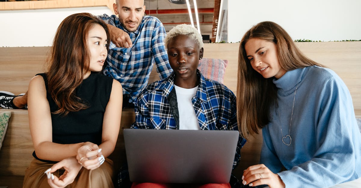 极信通信实名账号：q友乐园app详情下载教程