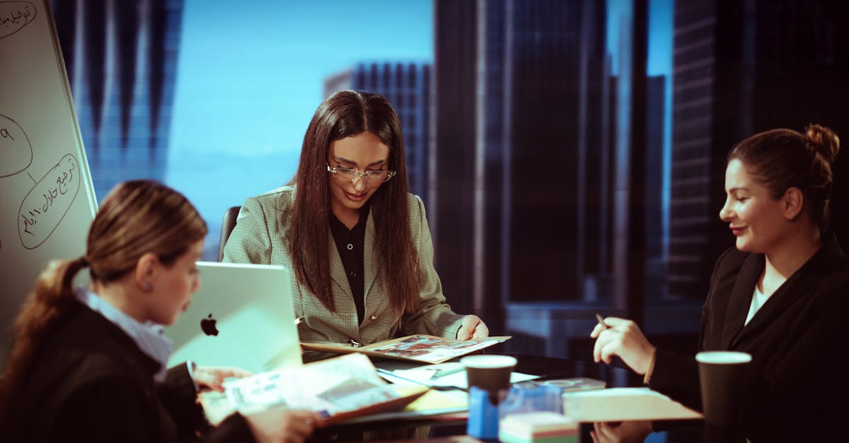 为什么吸烟者的众多健康问题往往一起发生？ 